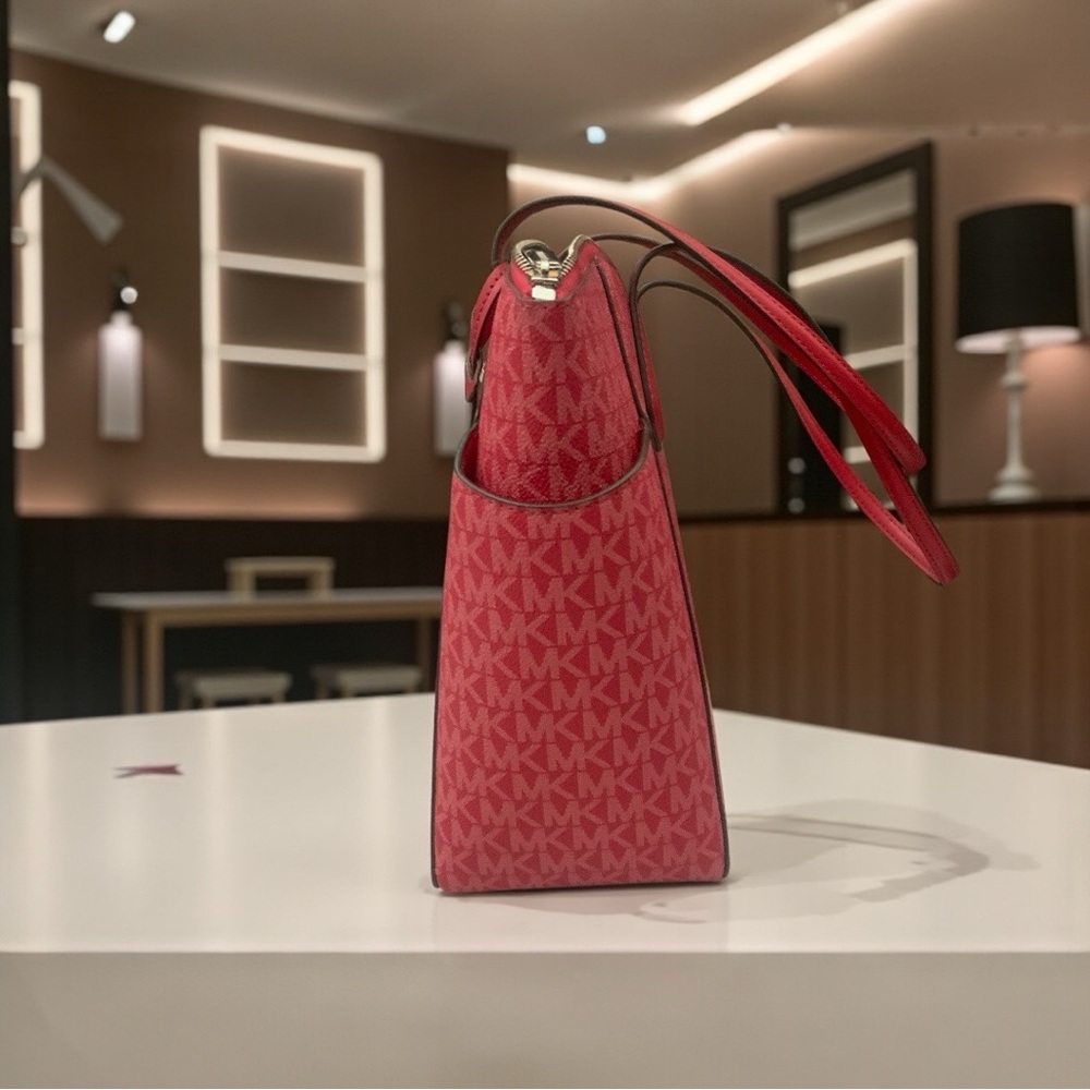 Michael Kors Marilyn medium signature logo tote bag -DK Raspberry $358 - Picture 3 of 6